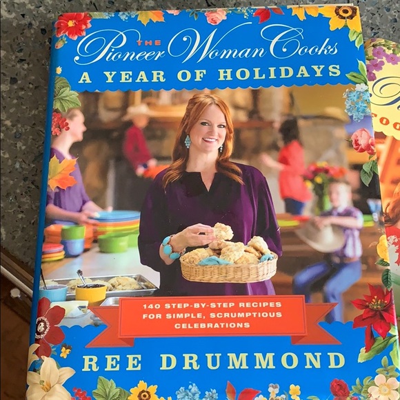 The Pioneer Woman Cook Books - Picture 2 of 4
